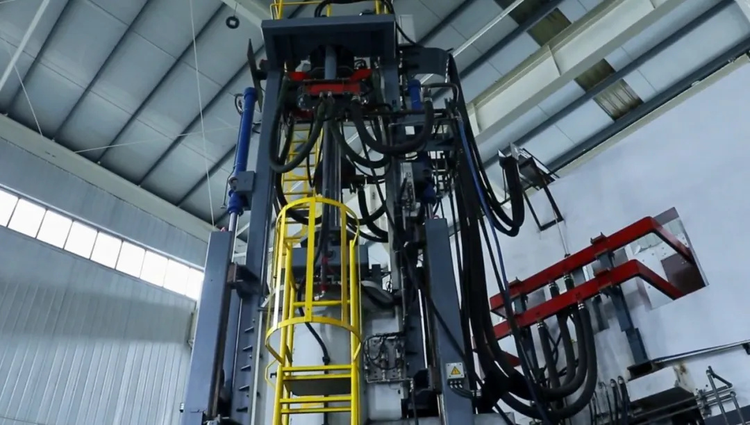 鑫诺特材与全能广告战略携手(图3) 鑫诺特材与全能广告战略携手(图3)